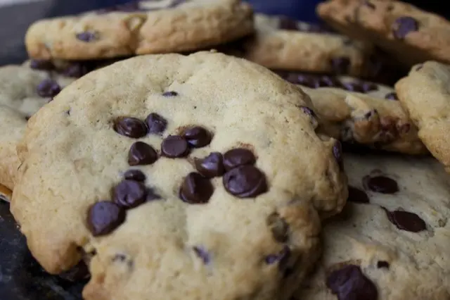 Chunky chocolate chip cookies